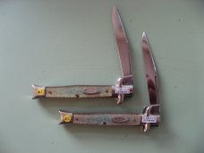 CASE GS1051 FISHTAIL  KNIFE LOT OF 2