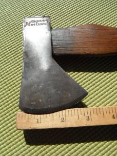 NICE VINTAGE NORLUND  VOYAGER  HUDSON BAY HATCHET AXE