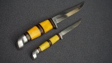 VTG RARE KINFOLKS Y330/Y333 Sabre Ground Hunter Knives w/Tooled Leather Sheath