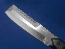 Rare Discontiuned CRKT Knife SS7 Razel. Survival Hunting. Blade is VERY sharp!!