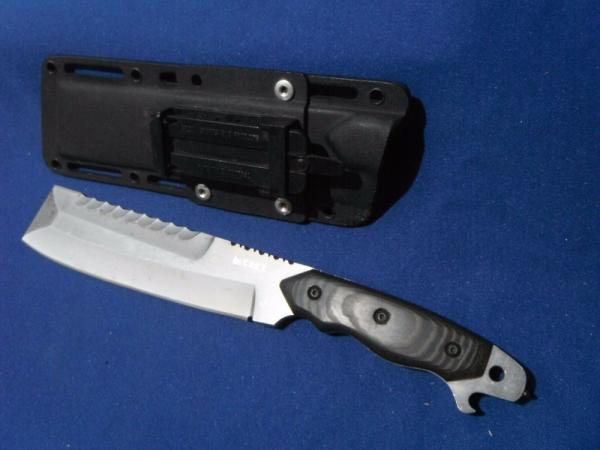 Rare Discontiuned CRKT Knife SS7 Razel. Survival Hunting. Blade is VERY sharp!! Rare Discontiuned CRKT Knife SS7 Razel. Survival Hunting. Blade is VERY sharp!!