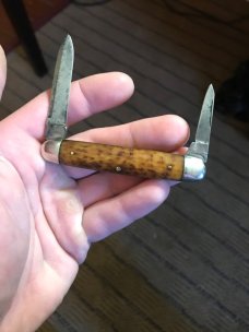 Challenge Cutl. Co Bridgeport Conn. Equal End Long Pull Pen Knife