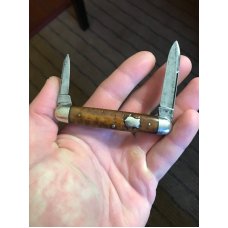 Challenge Cutl. Co Bridgeport Conn. Equal End Long Pull Pen Knife