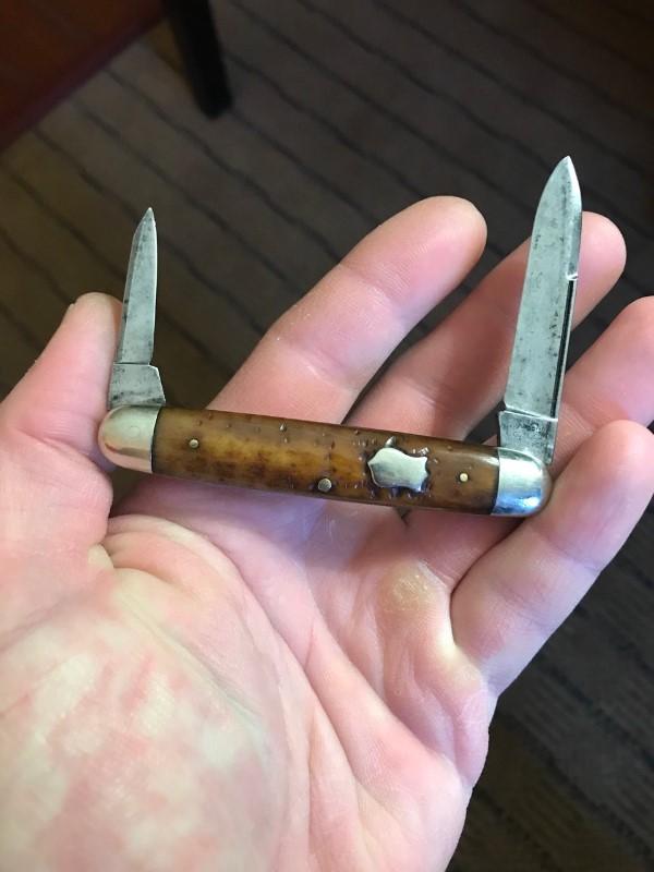 Challenge Cutl. Co Bridgeport Conn. Equal End Long Pull Pen Knife Challenge Cutl. Co Bridgeport Conn. Equal End Long Pull Pen Knife