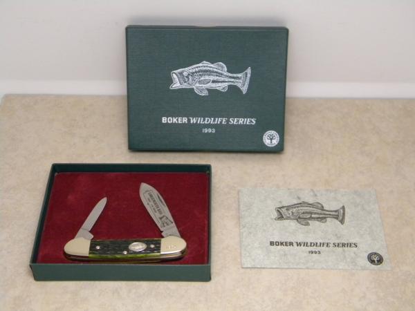 Boker Solingen Germany 1993 Wildlife Series "Largemouth Bass" Green Bone Canoe Knife in Box