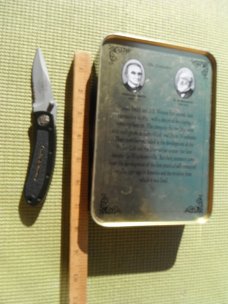 Smith & Wesson 150th Anniversary Golden Issue Collector Folding Knife in Tin