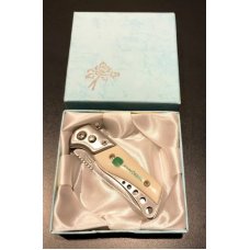 New quotJohn Deerequot Folding-Blade Pocket Knife with Spine Safety Switch