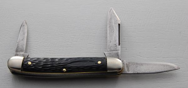 Hollinger In Good Condition With Black Jigged Synthetic Covers 3 1/2" Long (694)