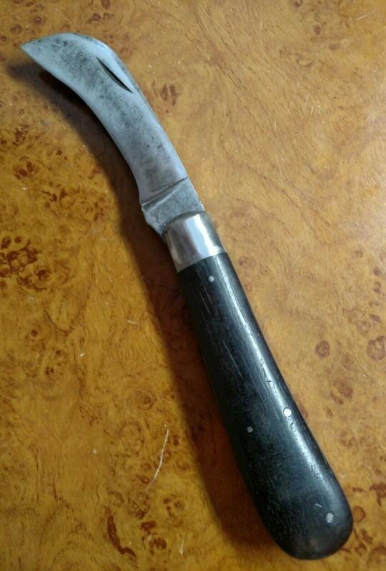 VINTAGE 1920's WINCHESTER 1610 4" COCOBOLO WOOD HANDLE HAWKBILL COBBLER KNIFE VINTAGE 1920's WINCHESTER 1610 4" COCOBOLO WOOD HANDLE HAWKBILL COBBLER KNIFE