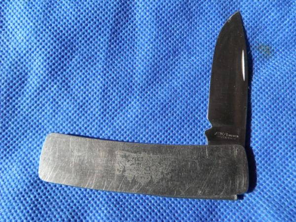 EKA, Eskilstuna, Sweden folding slip joint pocket knife, Sandvik 12C27 stainless steel. EKA, Eskilstuna, Sweden folding slip joint pocket knife, Sandvik 12C27 stainless steel.