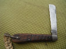 Vintage WWII Era US Coast Guard CAMILLUS CUTLERY ROPE FOLDING POCKET KNIFE