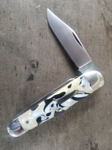 Tidioute Cutlery #29 Stockyard Whittler 3-Blade Grits with Butter and Molasses A