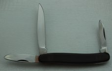 Lot #9 - Sarge, Schrade, Kutmaster, Shapleigh and Imperial - Big Savings on This 5 Knife Lot!