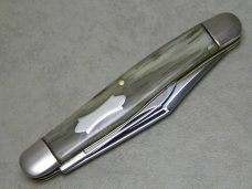 Camillus Cutlery Co. Camillus NY USA Sword Brand Streamline 2 Blade Jack Knife c.1941-1946 