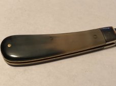 A Wright &Sons pruning knife horn