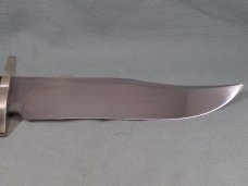 Beautiful Custom Made Coffin Hilt Bowie Knife From Braschler & Martin,Engraving,Ebony?,7-1/4" Blade