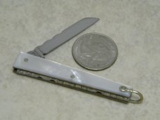 Ibberson Made in England by Stan Shaw 1974 Pearl Princess Margaret 1 Blade Fob Knife
