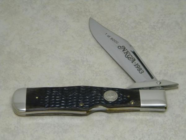 Case XX SS USA 1983 Bone C61050L Coke Bottle Swing Guard Lockback NKCA Club Knife