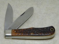 Camillus USA Delrin American Wildlife Series #10 Jumbo Trapper Knife - Howling Coyote c.1976