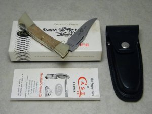 Case XX Stainless USA 8 Dot (1972) Curly Maple 7197 LSSP Shark Tooth Lockback Knife in Box