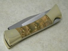Case XX Stainless USA 8 Dot (1972) Curly Maple 7197 LSSP Shark Tooth Lockback Knife in Box