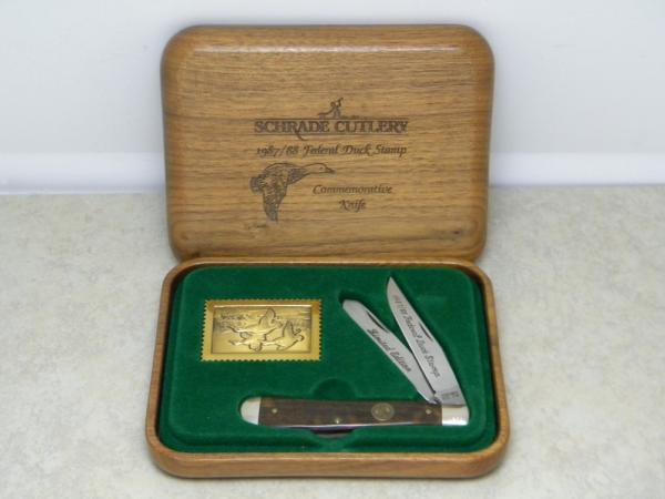 Schrade + USA LTD 1987/88 Federal Duck Stamp Commemorative Slimline Trapper Knife in Box Schrade + USA LTD 1987/88 Federal Duck Stamp Commemorative Slimline Trapper Knife in Box
