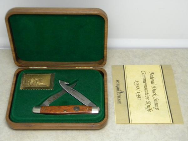 Schrade + USA LTD 1990/91 Federal Duck Stamp Commemorative Gut Hook Linerlock Muskrat Knife in Box Schrade + USA LTD 1990/91 Federal Duck Stamp Commemorative Gut Hook Linerlock Muskrat Knife in Box