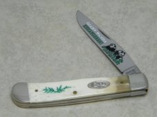 Case XX Bradford PA USA 1990 White Bone W154 SS Giant Panda Endangered 1 Blade Trapper Knife in Box