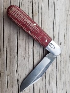 BEAUTIFUL EXOTIC NORTHWOODS BIG BAY NEW IN RED MICARTA