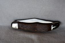 Chicago Folding Hunter P-19 USA Believed to be made by Schrade in the 1980s walnut handles. 