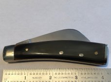 A Wright &Sons pruning knife horn