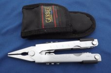 Gerber Multi Tool Pliers Knife needle nose With Case.