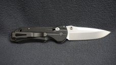 + BENCHMADE USA 903 MINI AXIS-STRYKER - G10 & PLAIN SATIN BLADE - FACTORY RECONDITIONED/DISCONTINUED