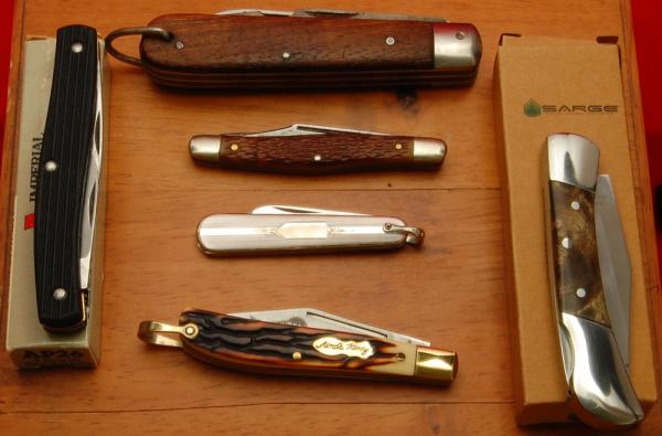 Lot #16 - Sarge, Schrade, Voos and Imperial - Big Savings on This 6 Knife Lot! Lot #16 - Sarge, Schrade, Voos and Imperial - Big Savings on This 6 Knife Lot!