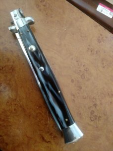VINTAGE INOX 7" HORN SCALES WITH NICKEL SILVER BOLSTERS 6" BLADE 13" OPENED AUTO KNIFE