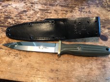 Al Mar 4002 Applegate Fairburn two-sided fighting life