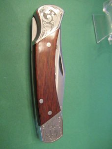 Schrade Custom Made Model SCM-7