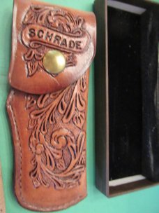 Schrade Custom Made Model SCM-7