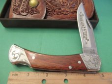 Schrade Custom Made Model SCM-7