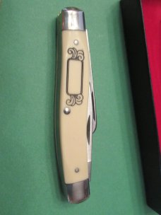 Schrade 1984 Scrimshaw  Stockman Model # SC505 