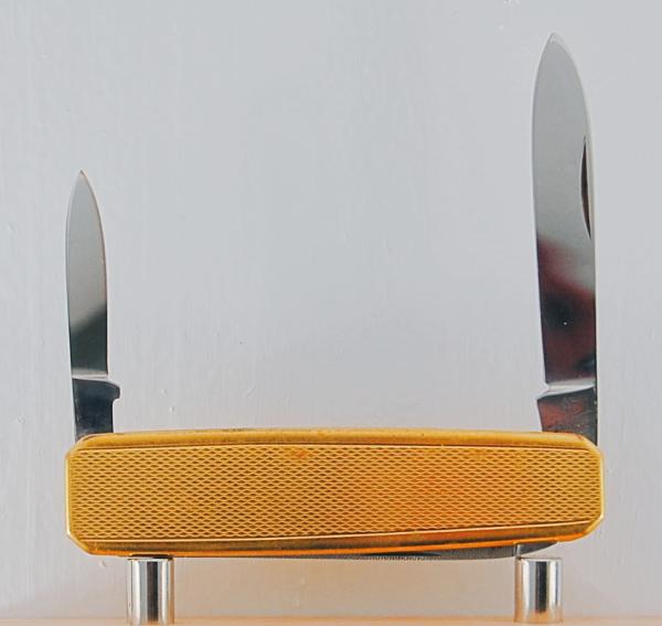 Henckels Friodur 2-Blade 2 3/4" Pen Knife In Excellent Condition With Stainless Steel Covers (967) Henckels Friodur 2-Blade 2 3/4" Pen Knife In Excellent Condition With Stainless Steel Covers (967)