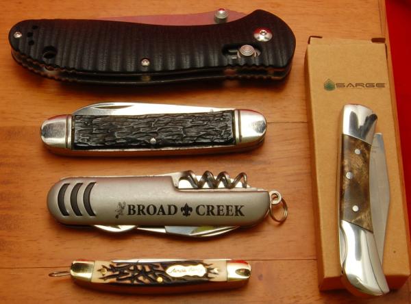 Lot #26 - Sarge, Schrade, Camillus and The Ganzo Knife Company - Big Savings on This 5 Knife Lot! Lot #26 - Sarge, Schrade, Camillus and The Ganzo Knife Company - Big Savings on This 5 Knife Lot!