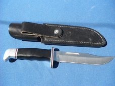 Vintage Buck 119 Fixed Blade Knife In Original Sheath. Made in the USA!!!