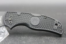 Lightly used Spyderco  Native 5 Lightweight Full Serration Black Blade 
