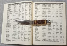 LEVINE’S GUIDE TO KNIVES AND THEIR VALUES 4th Edition