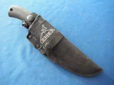 GERBER GATOR FIXED BLADE HUNTING KNIFE GUT HOOK MADE IN USA FULL TANG W/ SHEATH 