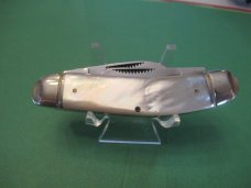 Bulldog Brand Mother of Pearl Peacock 5 Blade Sowbelly 