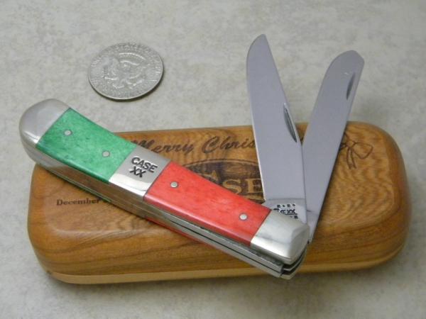Case XX USA 2000 6254 Bone Merry Christmas Trapper Knife in Wood Display Box Case XX USA 2000 6254 Bone Merry Christmas Trapper Knife in Wood Display Box