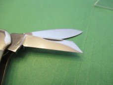 Fight'N Rooster 1986 4 Blade Pearl Canoe 