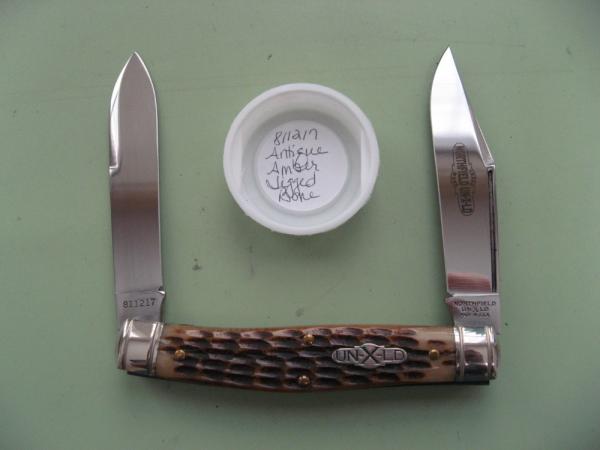 GREAT EASTERN 2017 BULL MOOSE WITH ANTIQUE AMBER JIG BONE SCALES